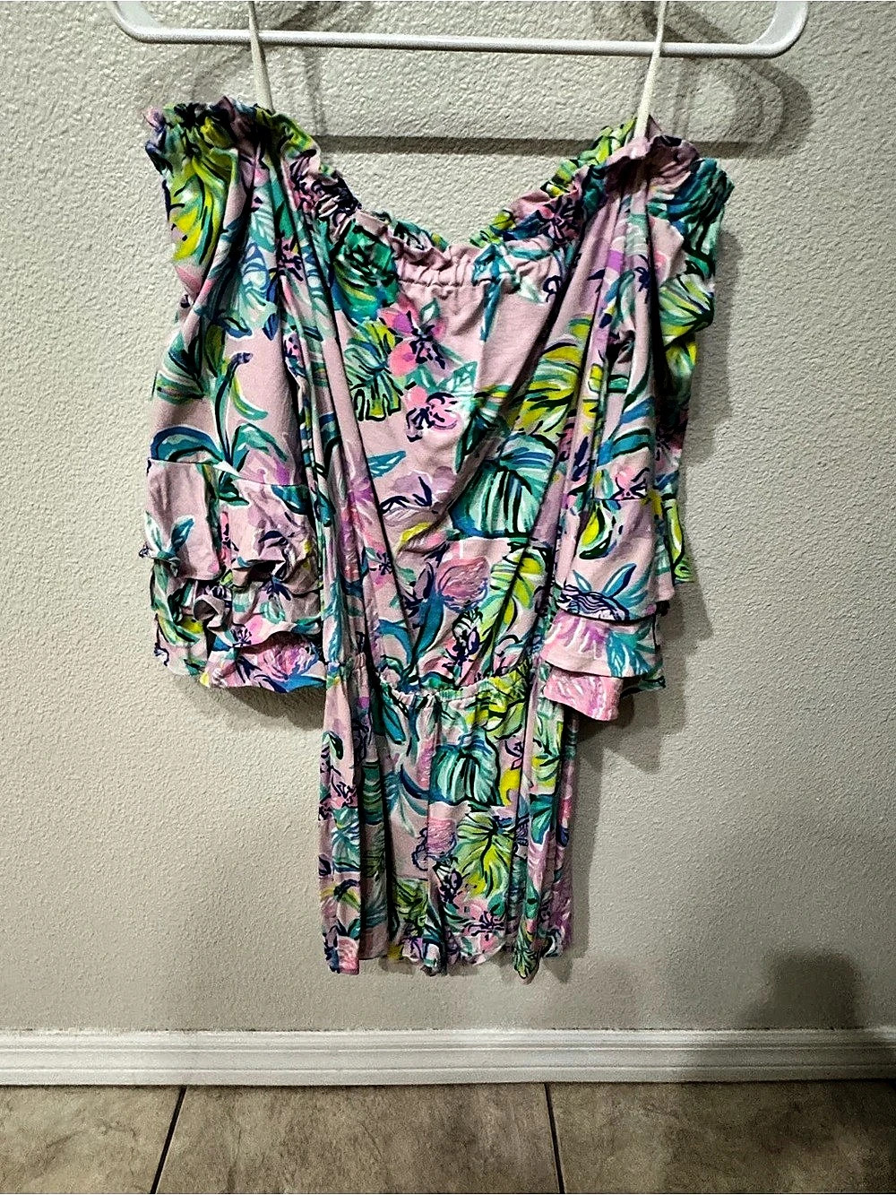 Lilly Pulitzer Floral Donna Romper in Pink & Green Small